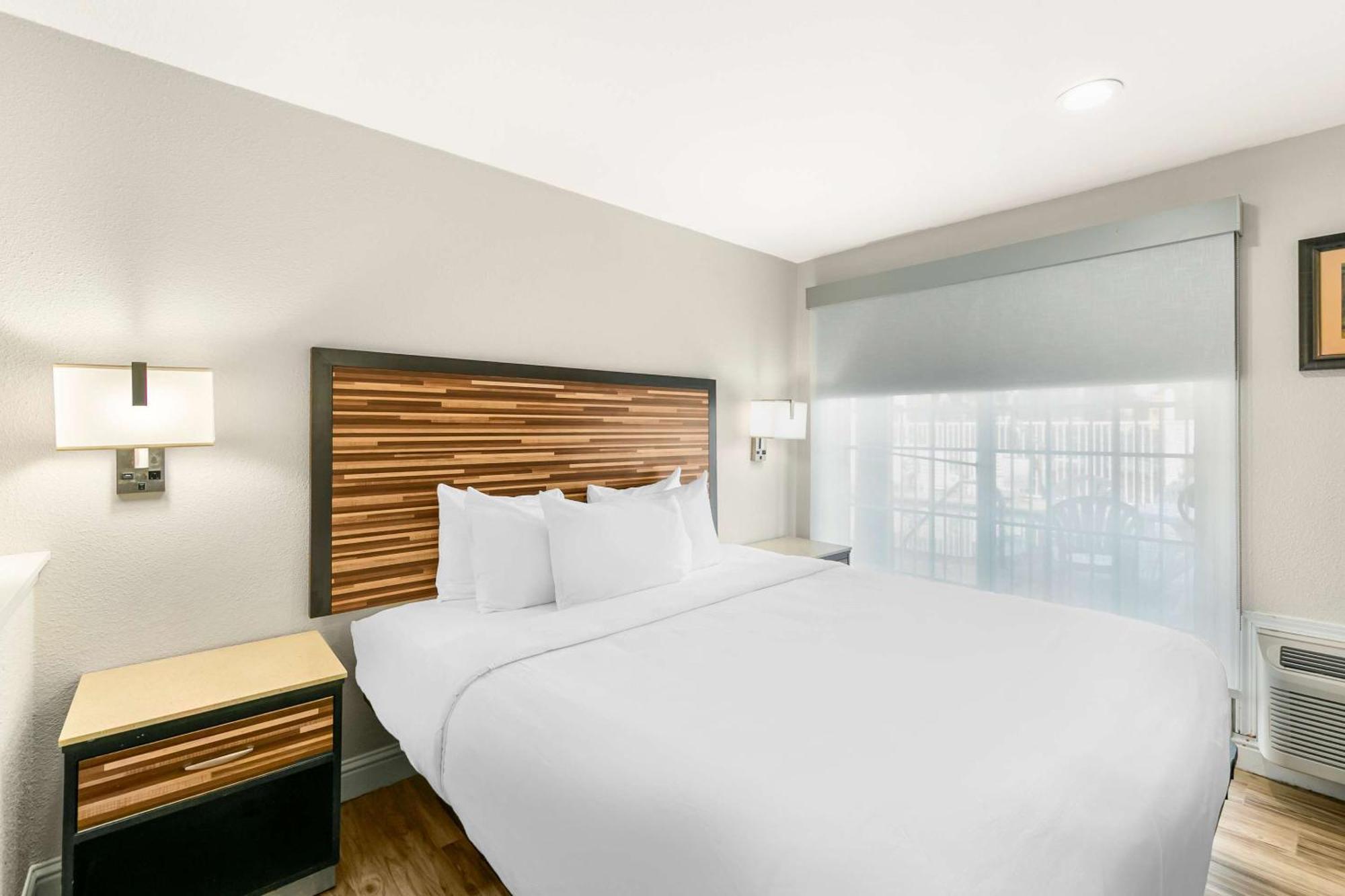 Quality Inn & Suites Sacramento Exterior foto