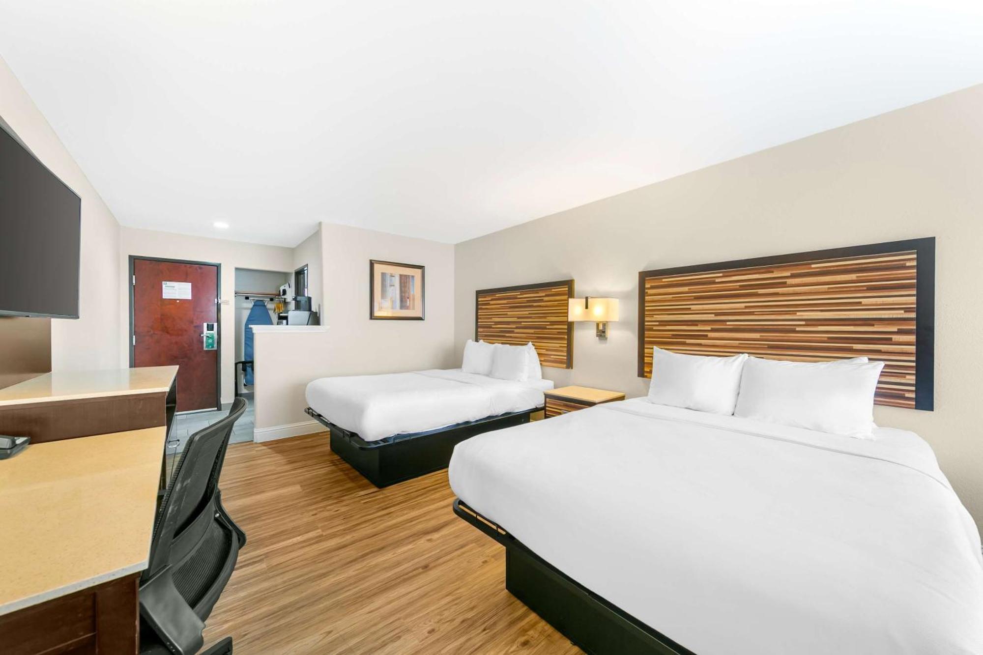 Quality Inn & Suites Sacramento Exterior foto